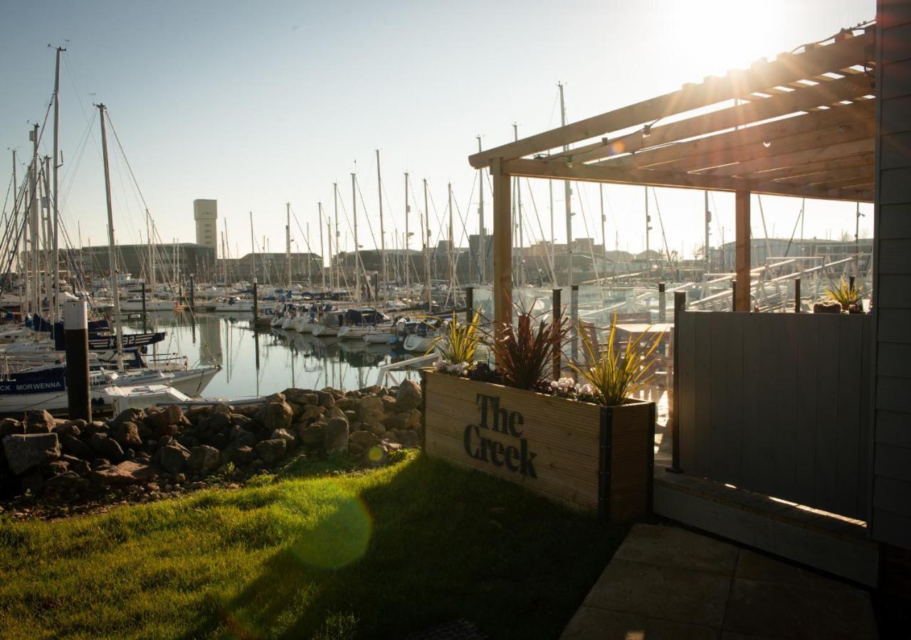 Rooms At Haslar Marina Gosport Exteriör bild