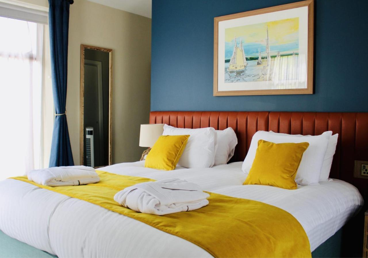 Rooms At Haslar Marina Gosport Exteriör bild